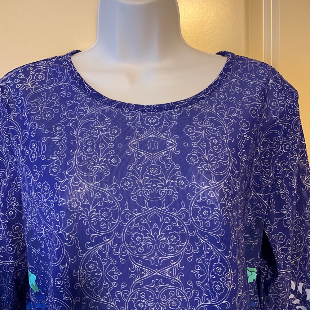 Johnny Was Active Long Sleeve size Medium - Picture 2 of 8